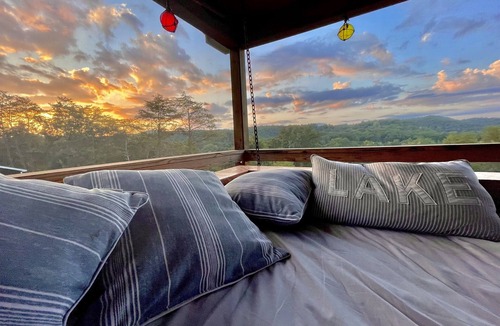 La Follette Cabin | 7 bdrm covered dock, hot tub, cwby pool, sleeps 24, “Mountain Oasis”
