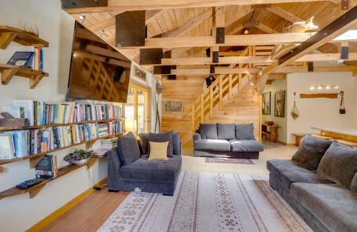Curwensville House | 7 Mi to Bilger's Rocks: Secluded 7-Acre Retreat