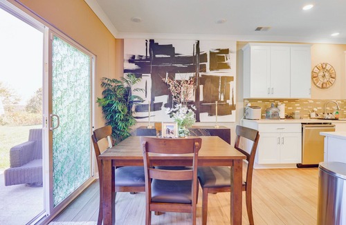 Plum House | 7 Mi to Boyce Park: Family Townhome in Verona!
