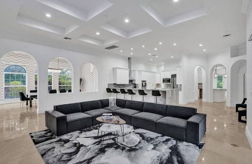 Davie House | 7000sf Mansion/Gameroom/Theater/Heated Pool