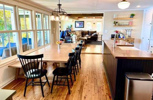 South Casco House | 8 Bedroom Lake House Compound - Large Yard w/250' Frontage + Spectacular Views!