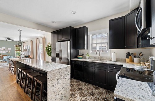 Kessler Apartment | A boutique retreat in the heart of Oak Cliff — beautifully designed, thoughtfully stocked, and just steps from the best of Bishop Arts.