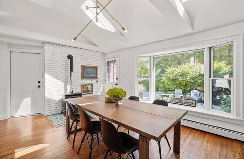 Kennebunkport House | A Modern Antique Home - steps to Dock Square and harbor