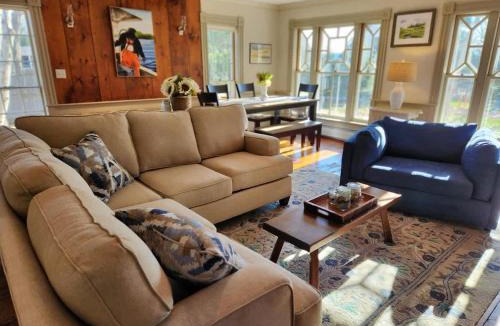 Lamoine Beach House | Acadia Lobsterman's Farmhouse & Cottage