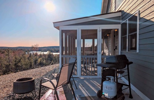 Sullivan House | Acadia Sunset Cabin: Pond, Beach & Firepit