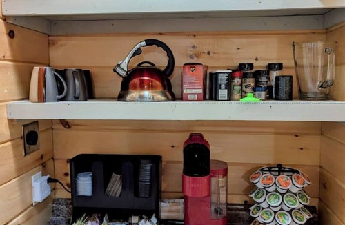 Hancock Cabin | Acadia Treehouse near Bar Harbor - Private Luxury