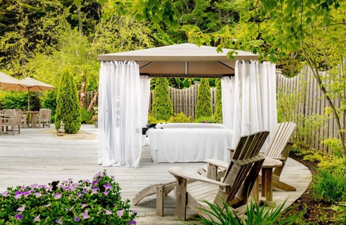 Boothbay Harbor Cabin | ADA Room | Ocean Peek + Porch | No Hidden Fees