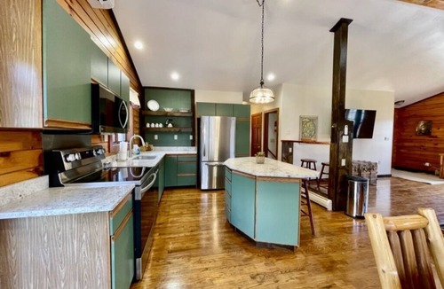 Fort Ann Cabin | Adirondack Cabin-21 acres to explore and only minutes to Lake George and Vermont