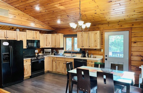 Stony Creek Cabin | Adirondack Hideaway: Cozy Eve's Cabin w/fire pit, Close to Skiing & Lake Fun