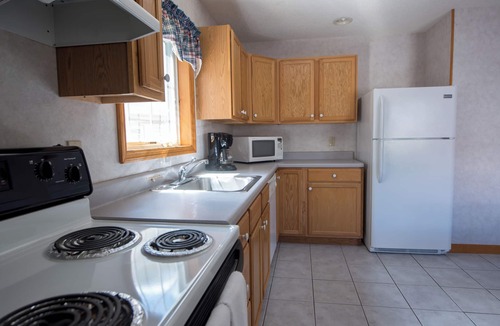 Lake George Hotel | Adirondack Retreat Inn & Suites