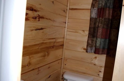 Schroon Lake Cabin | Adorable Two-Person Cabin Rental next to Schroon Lake, New York