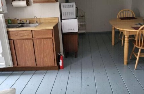 Errol Cabin | AKERS POND INN & CABINSn820 COLEBROOK ROADnERROL NH 03579n 603.482.3471