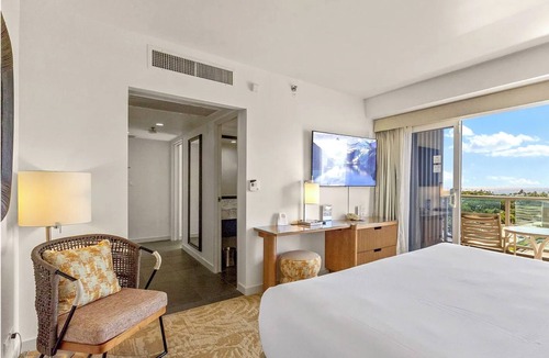 Ala Moana Apartment | Ala Moana Condo by Zelloo