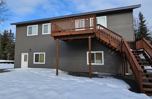 Cohoe Apartment | Alaska Summers Lodge Loft-Near Mouth of Kasilof River