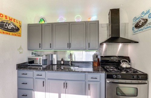 Roswell House | Alien-Crash-Site-Themed Retreat in Roswell