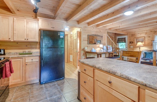 Conway Cabin | All-Season Log Cabin Escape! 11 Mi to Cranmore Mtn