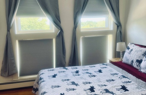 Twin Mountain House | Allegory Inn