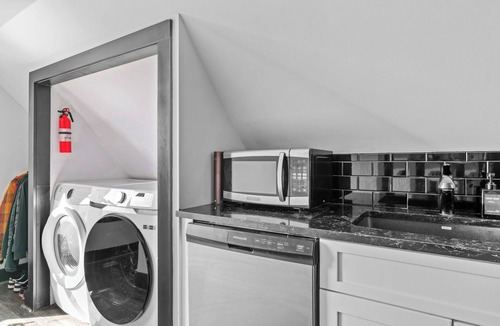 Downtown Buffalo Apartment | Allentown Cottage: Walk to Arts District, Eclectic Food, and Buffalo Nightlife
