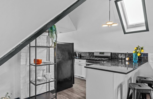 Downtown Buffalo Apartment | Allentown Cottage: Walk to Arts District, Eclectic Food, and Buffalo Nightlife