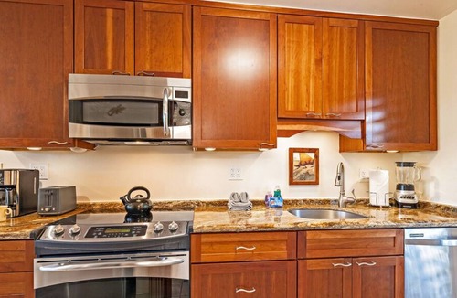 Napili Condo | Aloha Condos, Napili Bay Resort, Condo 212, Beach View