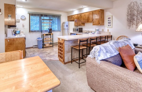 Ellicottville House | Alpine Meadows 30 - A Cozy and Comfortable Townhouse in the Perfect Location!
