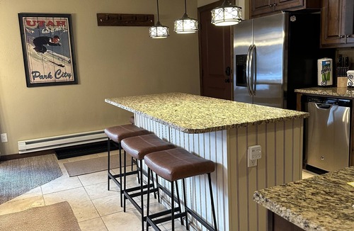 South Snyderville Basin Condo | Amazing Luxury Private Condo 2 Bedroom 2 Bath Sleeps 6-7