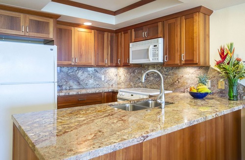 Kihei Condo | Amazing OceanView, Best, Front Row, Retractable Awning for Lanai! Relax, Enjoy!