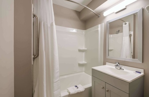 Farmington Hotel | Americas Best Value Inn Farmington