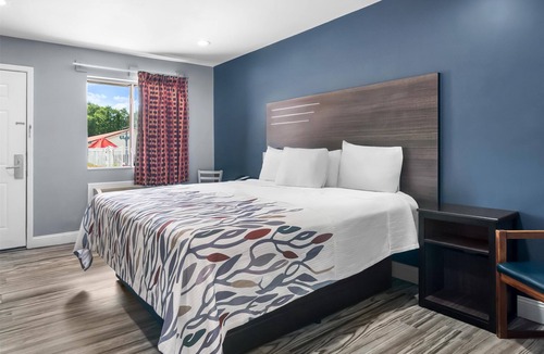 Siloam Springs Hotel | Americas Best Value Inn & Suites Siloam Springs