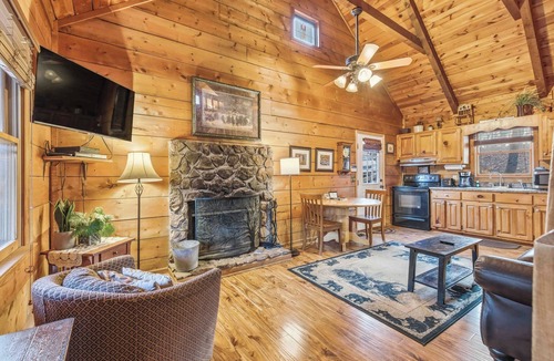 Clarkesville Cabin | Amy's Creek 1 - 10% OFF or 4th Night Free - Ask for details!