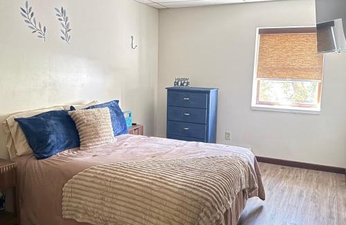 Lake Erie Beach Apartment | ANGOLA BEACH APARTMENT 2 Bedrooms- Grandview Bay