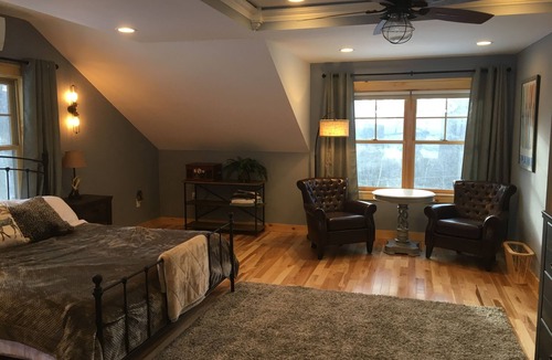 Sunday River Area Cabin | Appalachian Lodge -Large Custom 6 Bedroom Home with 4.5 Baths, 2 Master bedrooms