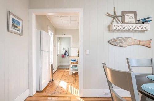 Willard Condo | Arlie`s Digs! - One Block To Willard Beach!