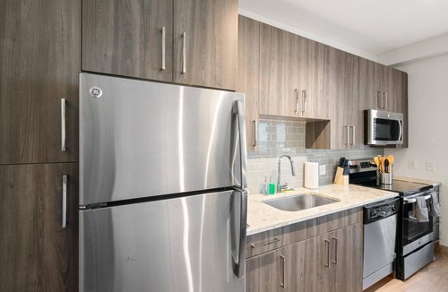Central Arlington Apartment | Arlington Trendy Studio Apartment