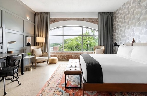 South Main Historic District Hotel | Arrive Memphis, Bigger Studio Room, Dogs Allowed, Minutes to Court Square!