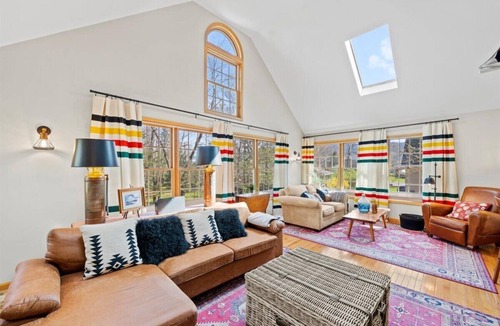 Lake George House | Assembly Point house