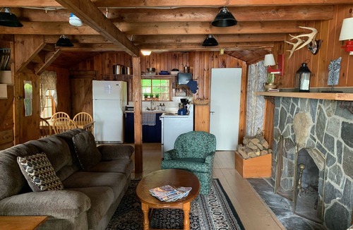 Fayette Cabin | Authentic Maine Cabin on Echo Lake Waterfront property