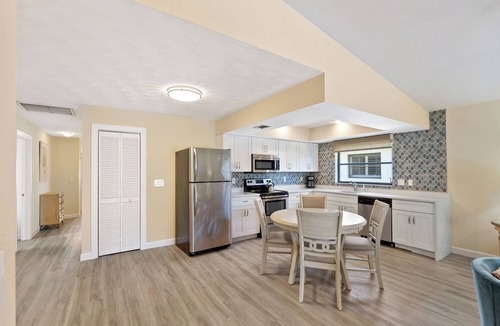 Naples Park House | Avanti Vacation Rental, Relaxing 3-BR Retreat with Private Pool Minutes from Vanderbilt Beach and Delnor-Wiggins State Park. Enjoy Southern Exposure, BBQ Area, and Pet-Friendly Comfort