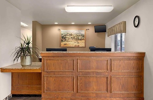 Cheektowaga Hotel | Baymont by Wyndham Buffalo