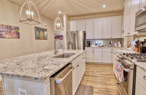 St. Martin House | Bayside * 5BR Luxury Home