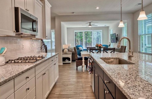 St. Martin House | Bayside * 5BR Luxury Twin House