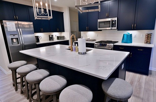 St. Martin House | Bayside * 5BR New Luxury Home