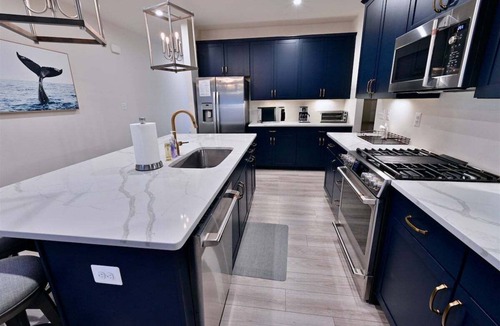 St. Martin House | Bayside * 5BR New Luxury Home