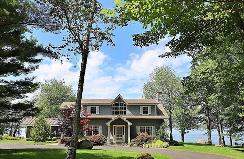 Trenton House | Bayside Manor: a Classic Maine Oceanfront Home at the Gateway to Acadia