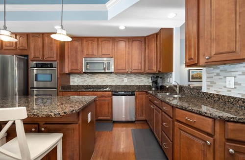 The Commons Villa | Bayside Resort - 5 Bdrm/3.5 Bath w Backyard Pond - Pools Kayaks Beach Golf