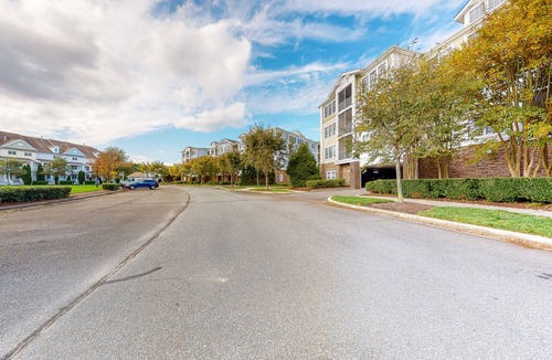 Sun Ridge Condo | Bayside Resort Dog-Friendly Condo w/Free WiFi, Shared Pools, & a Fitness Center