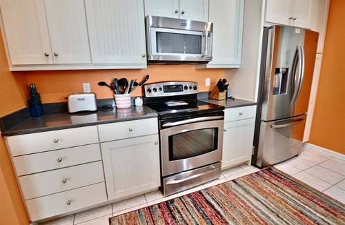 The Commons House | Bayside Resort * New Listing * 5BR home w 2 Maste