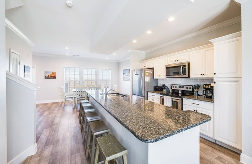 Corpus Christi House | Beach Retreat Townhome | 3 Balconies, Beach Views & Heated Pool
