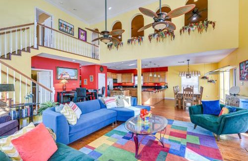 San Luis House | Beachfront Home w/Deck + Views in Freeport!