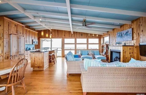 Bayberry Dunes House | Beachfront Paradise with private walk to beach